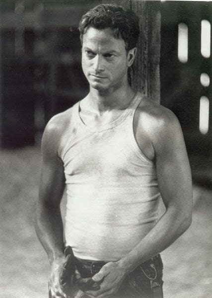 Gary Sinise - Of Mice and Men..currently watching and swooning over ...