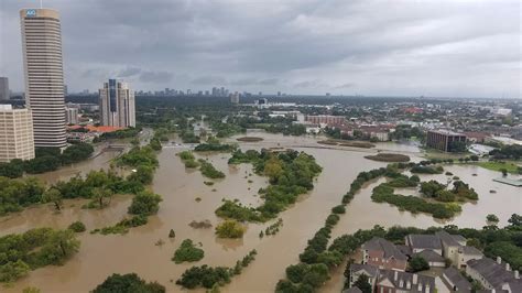 Before and After Photos Capture Devastating Flooding in Houston | WIRED