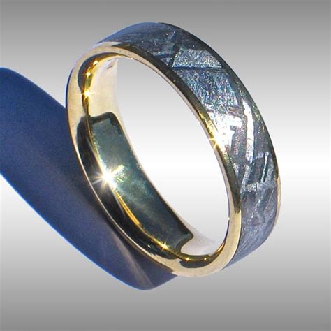 Beautiful Style #025 Meteorite Ring In 18k Gold