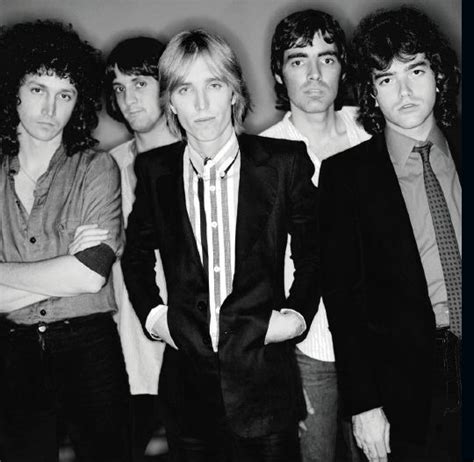 Tom Petty & The Heartbreakers | Tom petty, Band photoshoot, Mike campbell