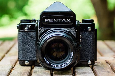 A Buying Guide: What are the Differences Between Pentax 6x7 and Pentax ...