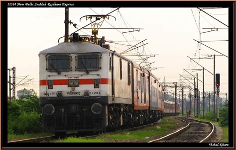 12314 New Delhi Sealdah Rajdhani Express | Its hard to belie… | Flickr