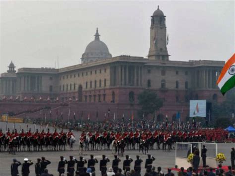 Beautiful pics,video of Beating Retreat ceremony that marks the end of R-Day celebrations ...