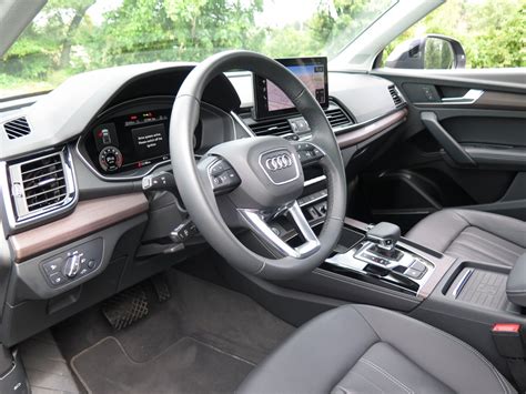 2025 Audi Q5: 192 Interior Photos | U.S. News