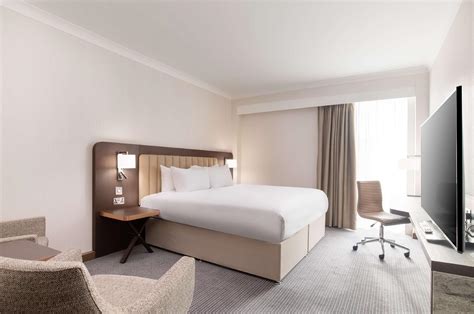 Hilton London Gatwick Airport Hotel in United Kingdom - Room Deals, Photos & Reviews