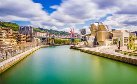 Bilbao, Spain: Things to Do, When to Visit [Lists & Images]