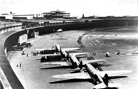 Berlin Airlift planes at Templehof Airport | Harry S. Truman