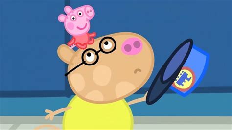 Peppa Pig Français 🚂 Le Petit Train De Papy Pig | Dessin intérieur Peppa Pig À La Piscine ...