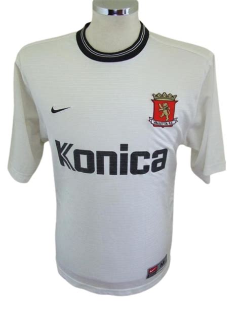 Valletta FC 2000-01 Kits