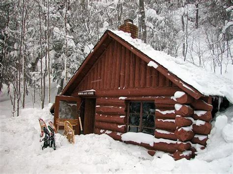 23 Crazy and Homey Tales From the Porcupine Mountain Cabins - Michigan4You