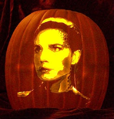 Star Trek: Deep Space Nine Pumpkin Carvings [pics] - Global Geek News