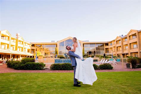 Abbey Beach Resort | Western Australia Wedding and Bride