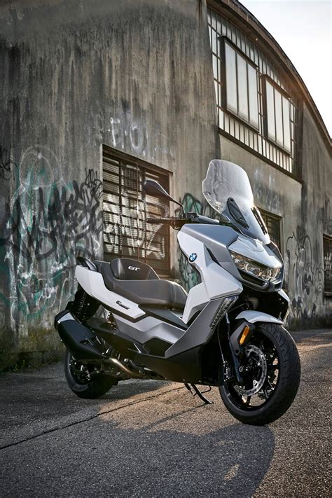 The new BMW C 400 GT is here - The Techee