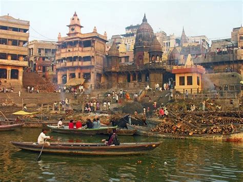 Varanasi Manikarnika Ghat in Pictures (28)