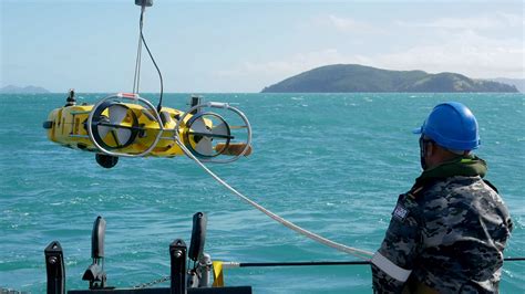 'Human remains' found in Australian military chopper crash | News24