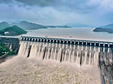 Sardar Sarovar Dam Location, River, State and Facts