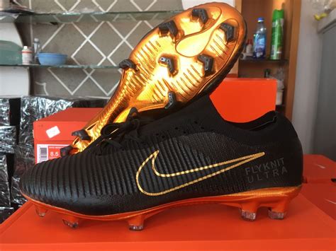 Nike Mercurial Vapor Flyknit Ultra - Metallic Gold Black