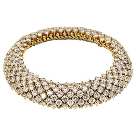 Van Cleef and Arpels Diamond Gold Bracelet For Sale at 1stDibs