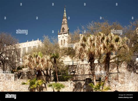 Cityscape architecture with church building in San Antonio Texas Stock Photo - Alamy