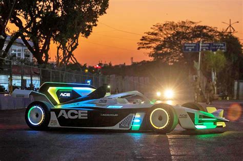 Former Formula E team lead announces new electric car racing series