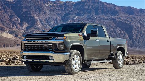 4 Reasons You Want the Diesel Engine in Your 2022 Chevy Pickup Truck