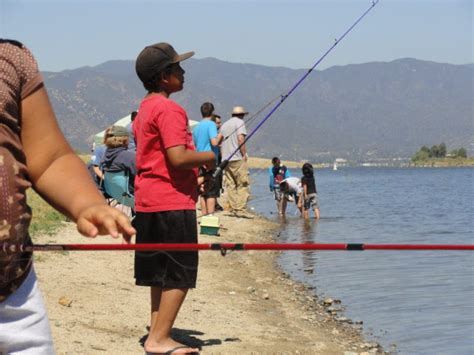 Young Anglers Take On Lake Elsinore During Fishing Derby | Lake ...