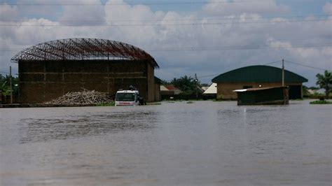 Nigeria boat accident kills at least 76 fleeing floodwater – English ...