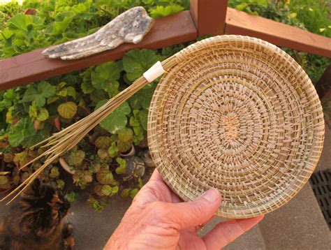 Another Try at Making a Pine Needle Basket