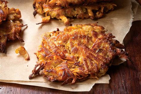 Sweet Potato and Apple Latkes – Leite's Culinaria