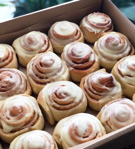 This Bakery In Shah Alam Is Where You Go For Cinnamon Roll With 20 Over Toppings