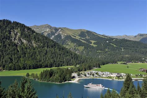 Aktiv-Urlaub am Achensee - Camping, Cars & Caravans