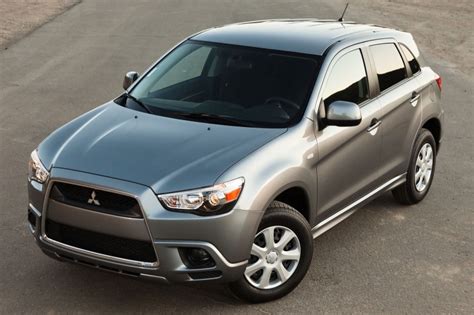 2012 Mitsubishi Outlander Sport Pictures - 98 Photos | Edmunds