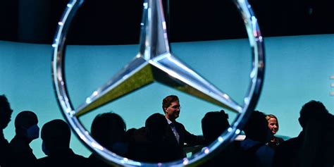 Daimler's Profits Are Rising. How It's Beating the Chip Shortage ...