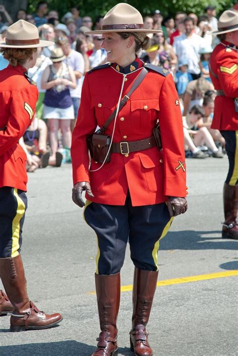 Royal Canadian Mounted Police. | Uniform, Neufundland und labrador, Polizei