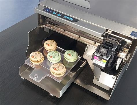 Manual Feed Allows for Eddie to Print on Larger Food Items, DTM Print ...