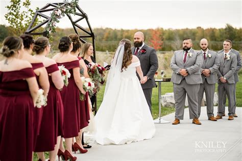 Weddings at Pomona at Blue Barn Cidery | Kniley Photography