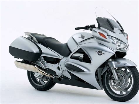 Honda ST1300 PAN-EUROPEAN, 2017 Motorcycles - Compare Specs