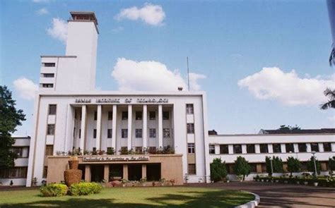 IIT Kharagpur offers job to 1,200 students, 15 per cent jump from last ...