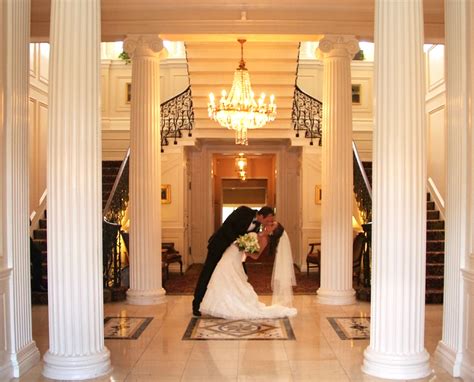 Glen Cove Mansion Hotel | Ceremony Venues - View 17 Reviews and 13 Pictures