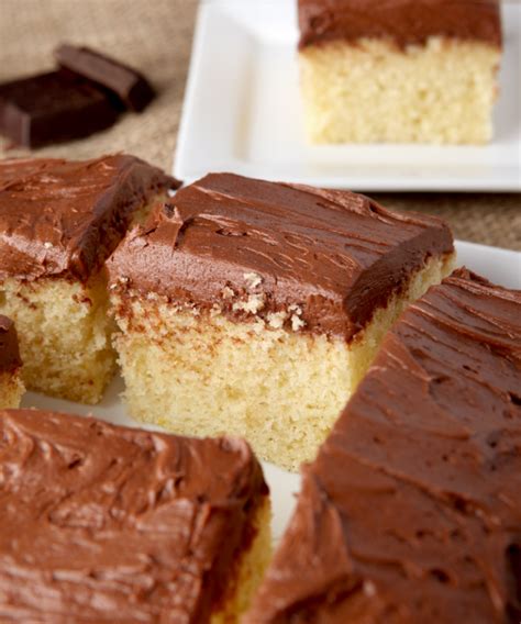 Perfect Weekend Yellow Cake - Brownie Bites Blog