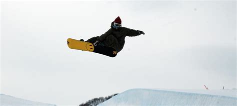 Best places to go snowboarding in Japan - World Snowboard Guide