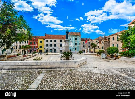 Old town makarska croatia hi-res stock photography and images - Alamy