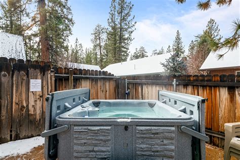 Butter Bear Lodge - Big Bear Lake Rental | Big Bear Cool Cabins