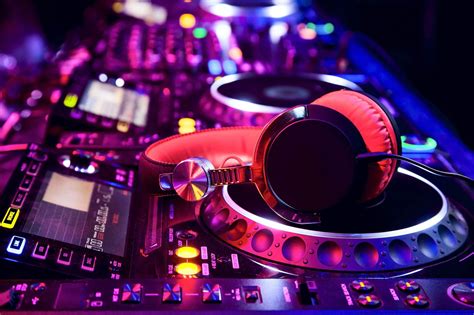 Best DJ Wallpapers - Top Free Best DJ Backgrounds - WallpaperAccess