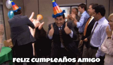 Feliz cumpleaños amigo GIFs - 50 tarjetas de felicitación animadas gratis | USAGIF.com