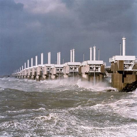 Oosterscheldekering - Wikiwand