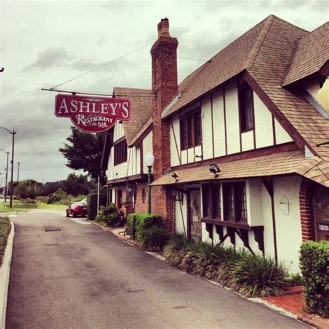 Ashley's Restaurant & Bar - Bagel Shop in Rockledge