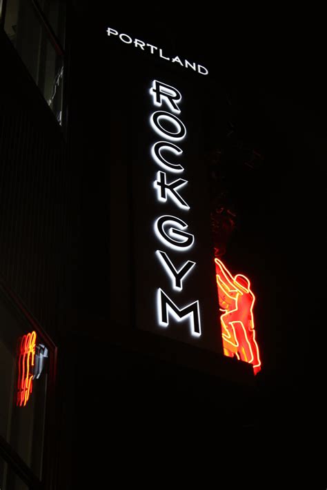 neon signs - Portland, OR - LocalWiki