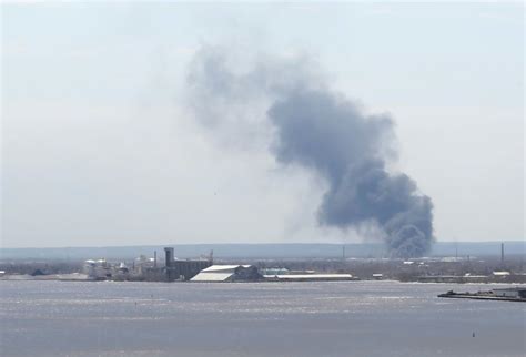 Multiple injuries, wide evacuations in US oil refinery explosion ...