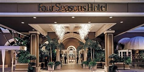 Travel & Leisure: My Complete Review Of The Four Seasons Hotel Los ...